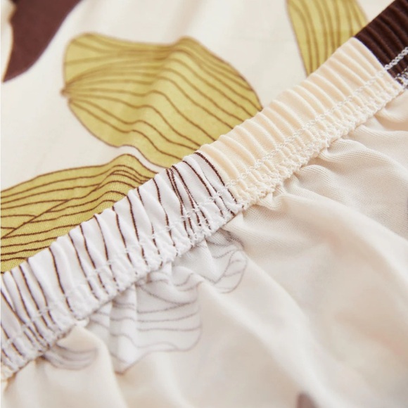 Flower Print Chair Cover - Picture 3 of 3